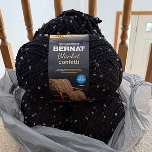 Bernat Blanket Confetti Yarn